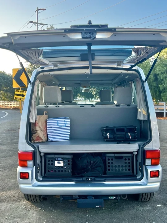 2003 Volkswagen EuroVan - Image 4 of 10