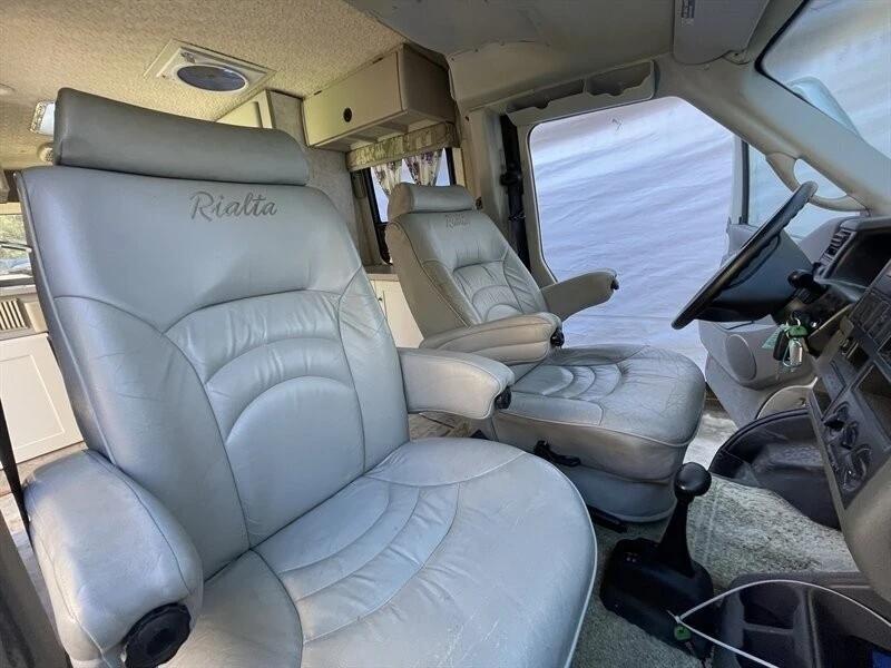 2003 Volkswagen EuroVan - Image 7 of 12