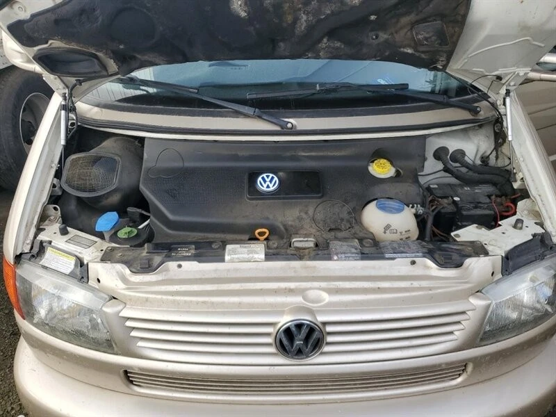2003 Volkswagen EuroVan - Image 9 of 12