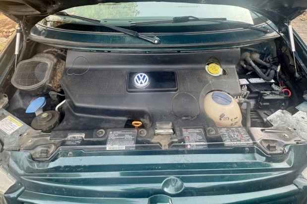 2003 Volkswagen EuroVan - Image 8 of 9