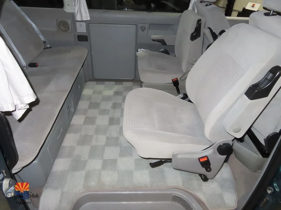2003 Volkswagen EuroVan - Image 6 of 21