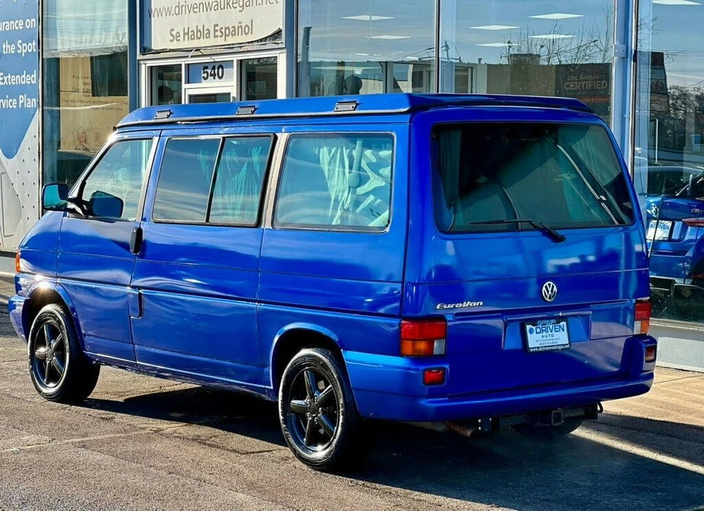 2003 Volkswagen EuroVan - Image 3 of 12