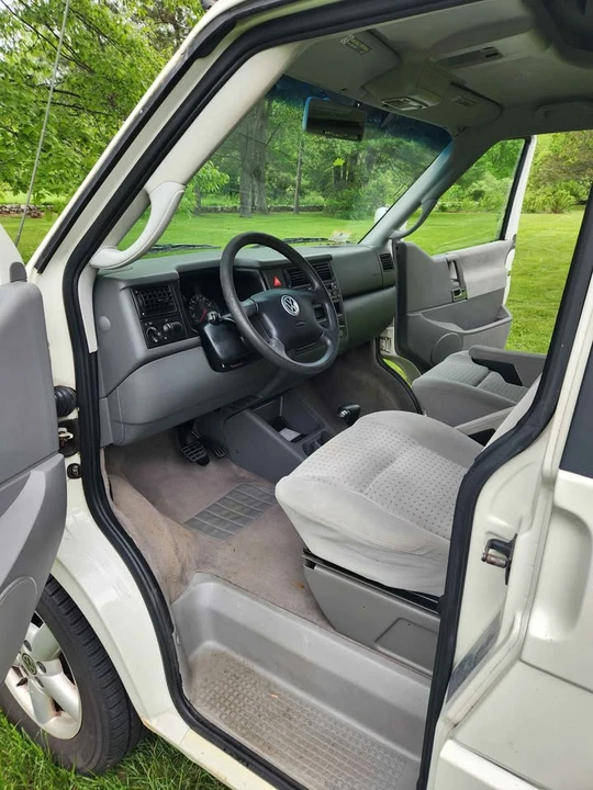 2003 Volkswagen EuroVan - Image 7 of 20
