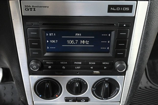 2003 Volkswagen GTI Mk4 - Image 5 of 8