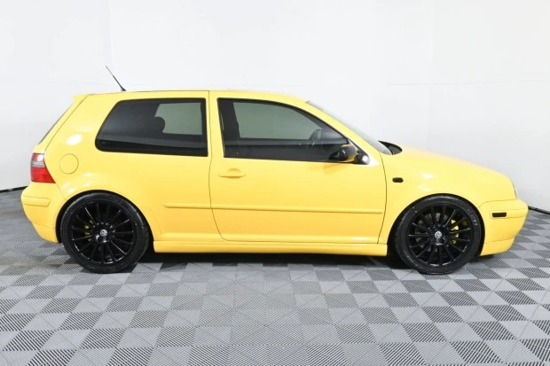 2003 Volkswagen GTI Mk4 - Image 3 of 8