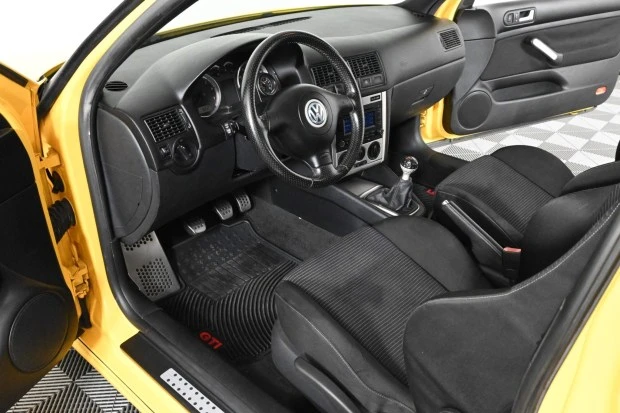 2003 Volkswagen GTI Mk4 - Image 6 of 8