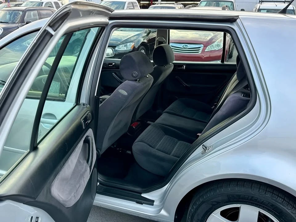 2003 Volkswagen Golf Mk4 - Image 10 of 14