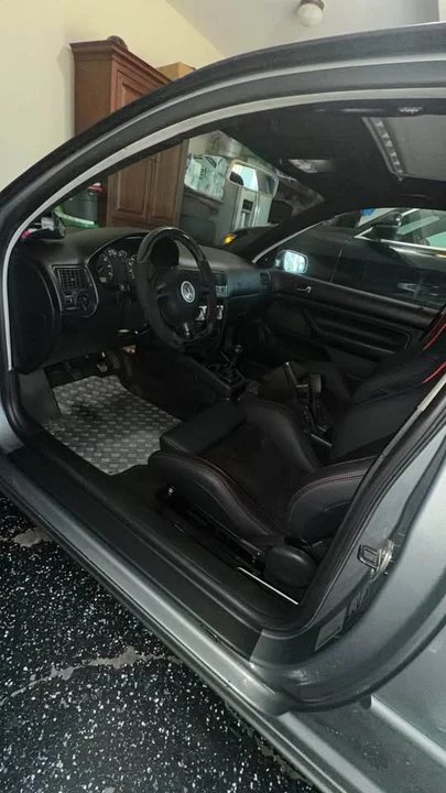 2003 Volkswagen GTI Mk4 - Image 2 of 4