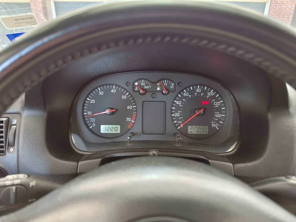 2003 Volkswagen GTI Mk4 - Image 7 of 15