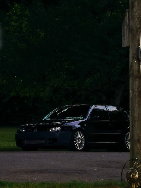 2003 Volkswagen GTI Mk4 - Image 2 of 8