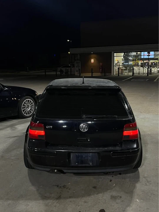 2003 Volkswagen GTI Mk4 - Image 8 of 11