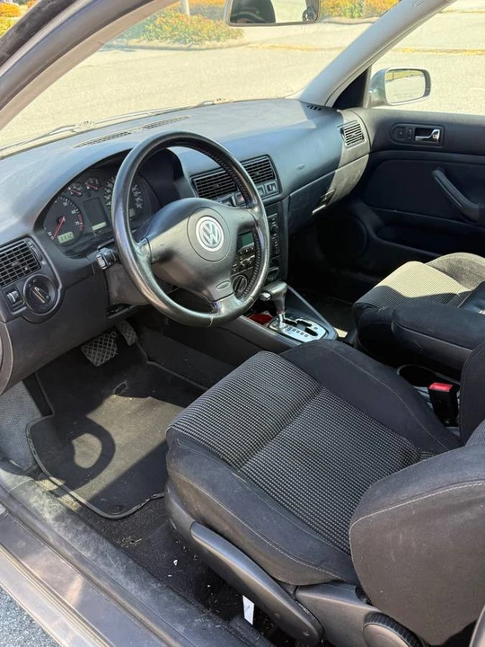 2003 Volkswagen GTI Mk4 - Image 10 of 18