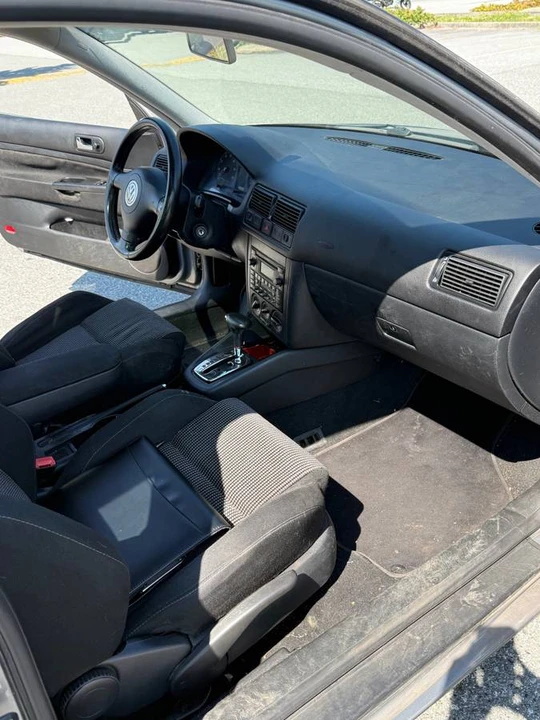 2003 Volkswagen GTI Mk4 - Image 11 of 18
