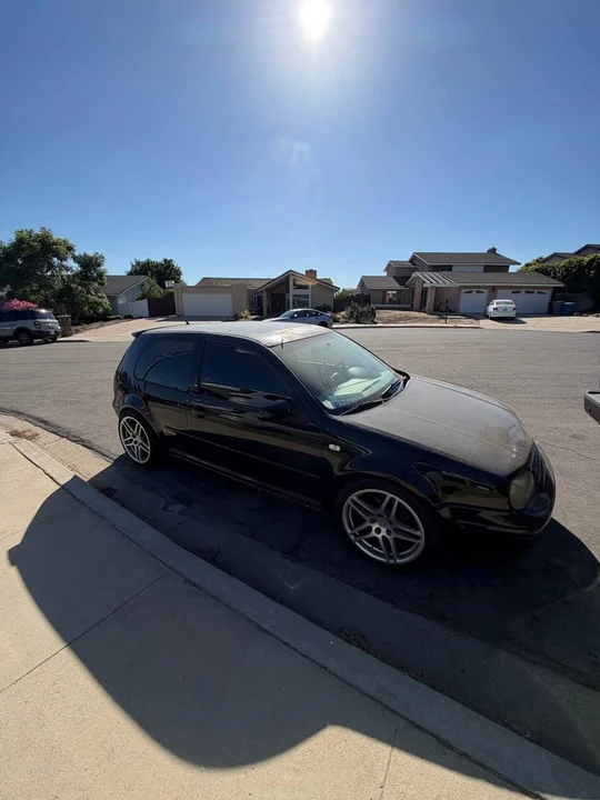 2003 Volkswagen GTI Mk4 - Image 2 of 5