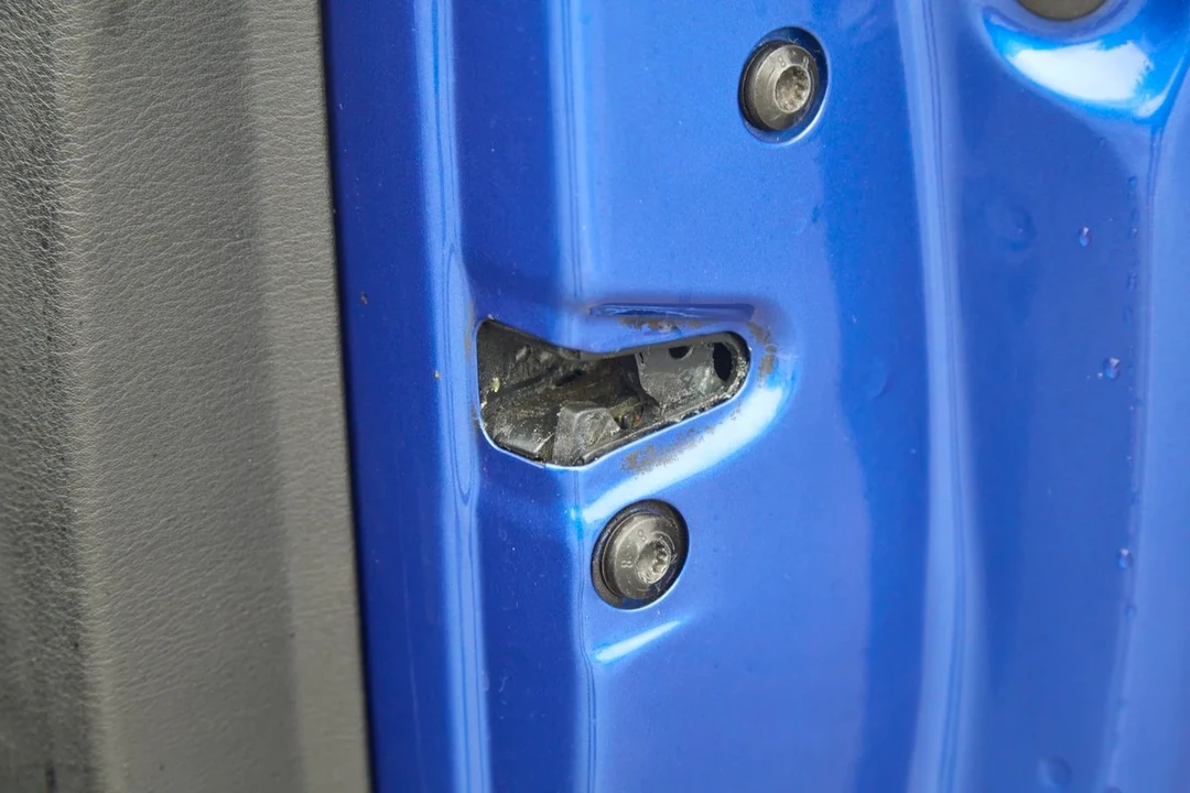 2003 Volkswagen R32 Mk4 - Image 22 of 30