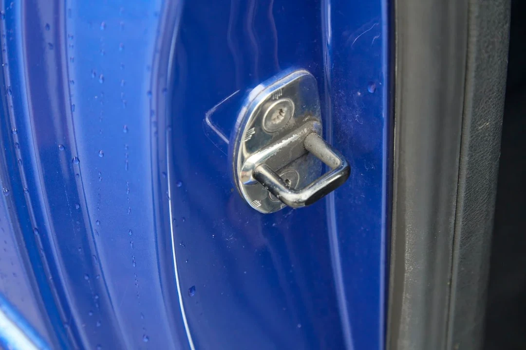 2003 Volkswagen R32 Mk4 - Image 23 of 30