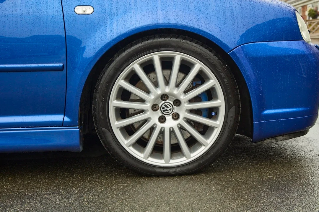 2003 Volkswagen R32 Mk4 - Image 8 of 30