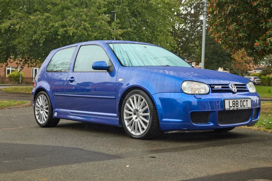 2003 Volkswagen R32 Mk4 - Image 11 of 30
