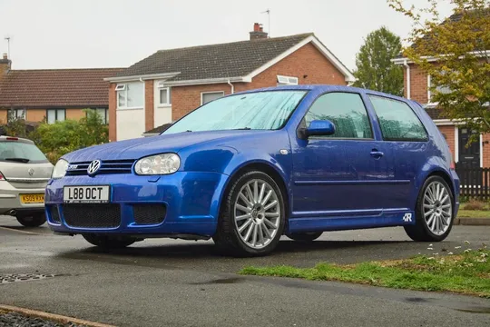 2003 Volkswagen Golf MK4 R32