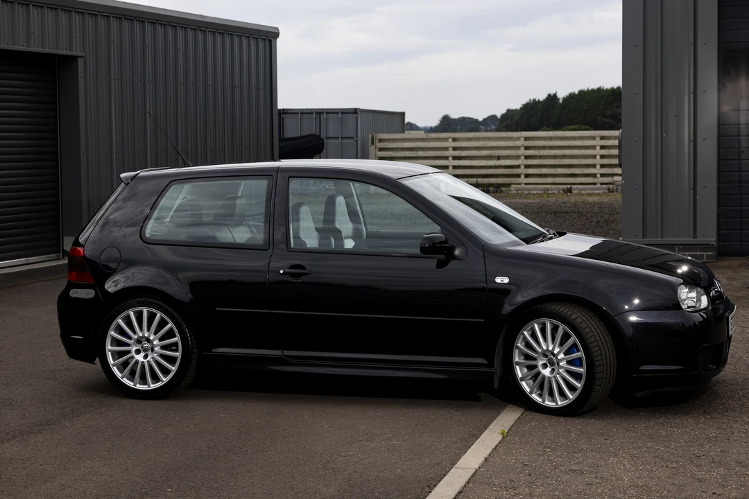 2003 Volkswagen R32 Mk4 - Image 13 of 31