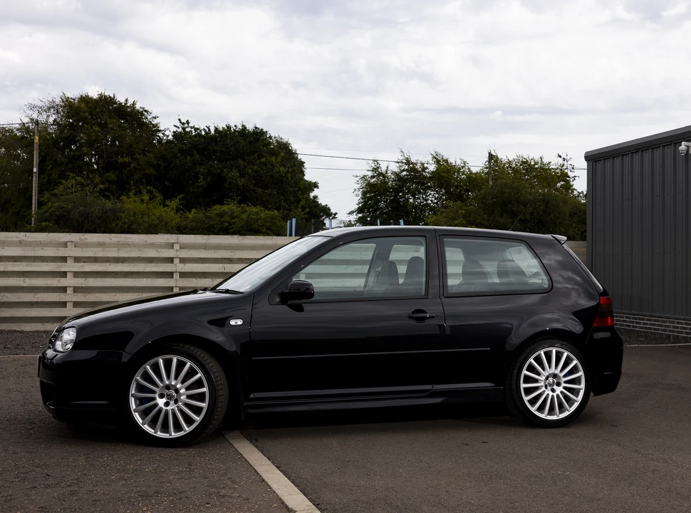 2003 Volkswagen R32 Mk4 - Image 14 of 31