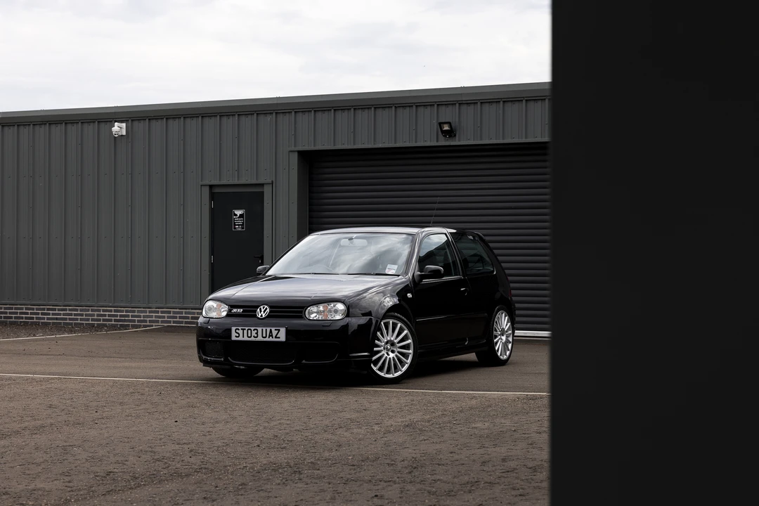 2003 Volkswagen R32 Mk4 - Image 16 of 31