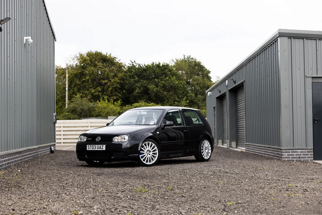 2003 Volkswagen R32 Mk4 - Image 17 of 31
