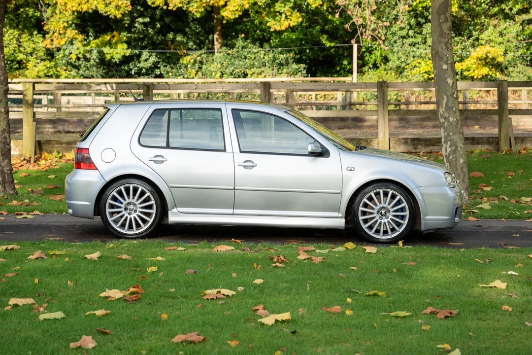 2003 Volkswagen R32 Mk4 - Image 5 of 31