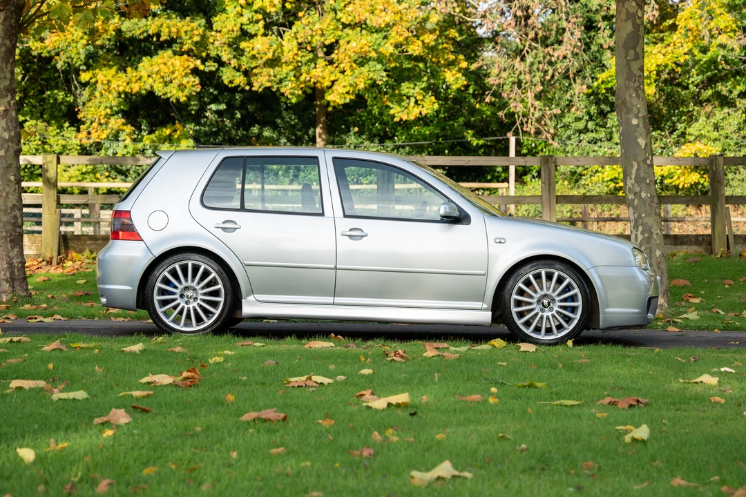 2003 Volkswagen R32 Mk4 - Image 13 of 31