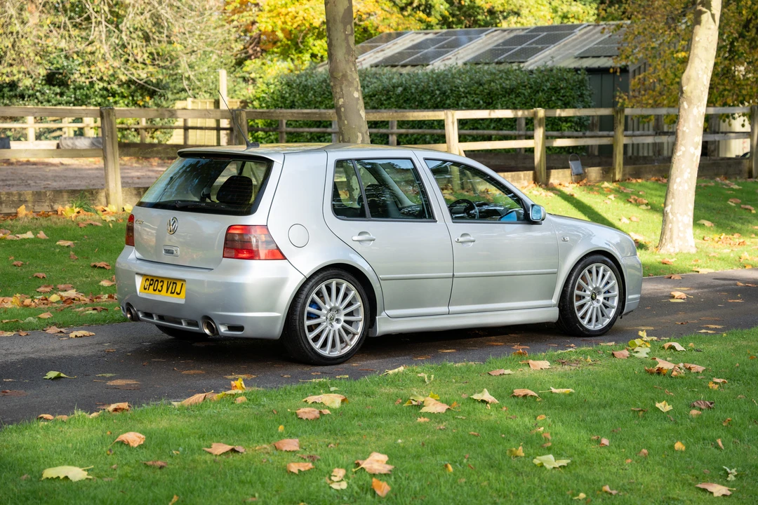 2003 Volkswagen R32 Mk4 - Image 14 of 31