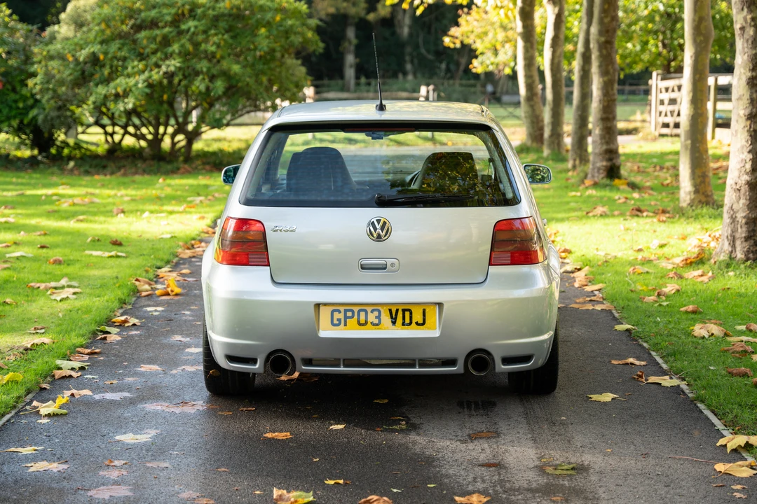 2003 Volkswagen R32 Mk4 - Image 15 of 31