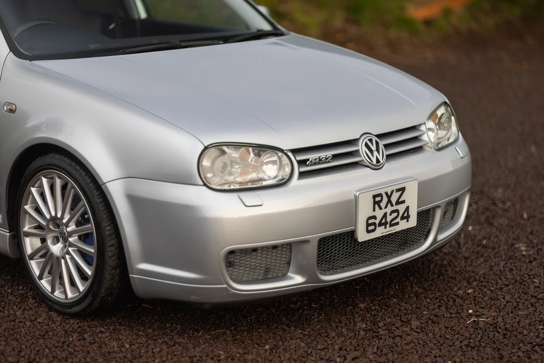 2003 Volkswagen R32 Mk4 - Image 14 of 31