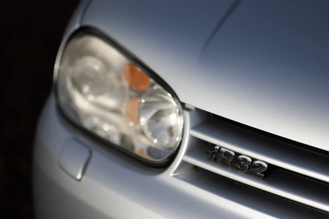 2003 Volkswagen R32 Mk4 - Image 26 of 31