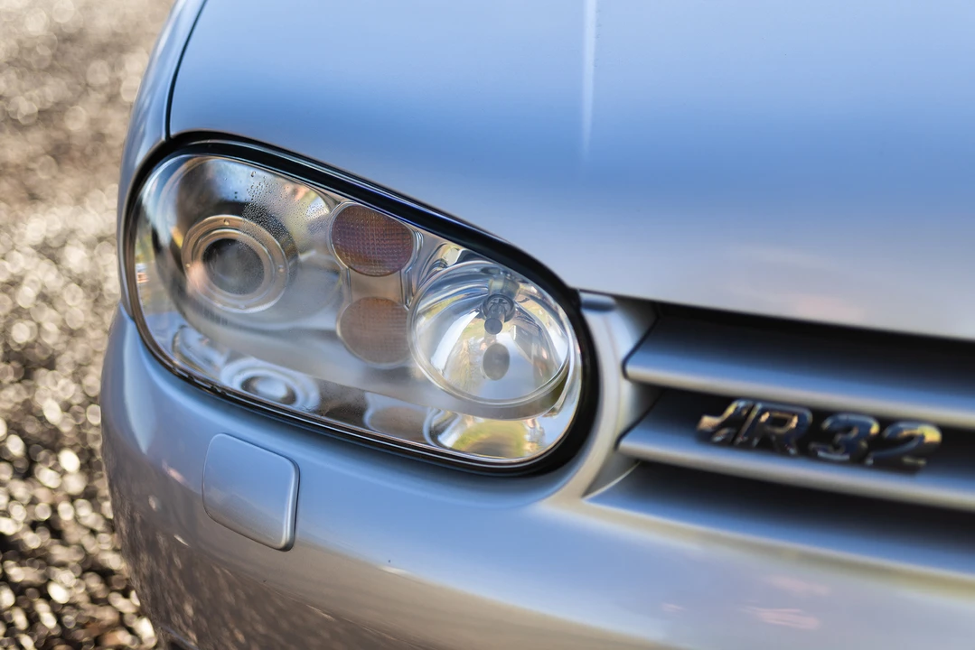 2003 Volkswagen R32 Mk4 - Image 21 of 31