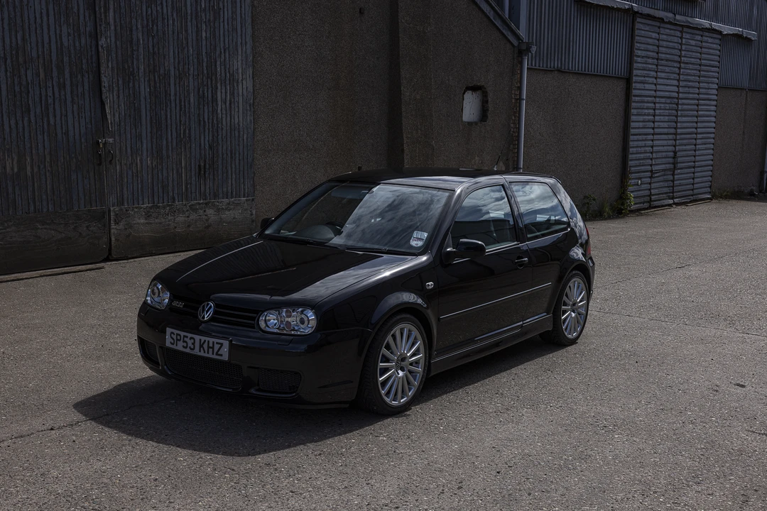 2003 Volkswagen R32 Mk4 - Image 9 of 31