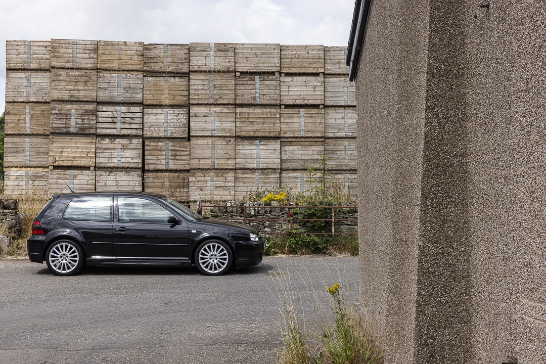 2003 Volkswagen R32 Mk4 - Image 13 of 31