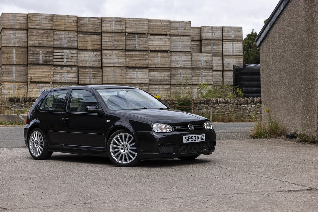 2003 Volkswagen R32 Mk4 - Image 16 of 31