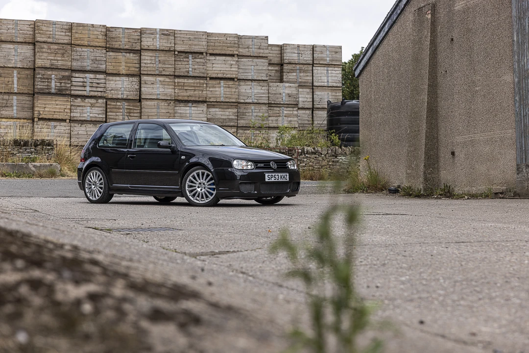 2003 Volkswagen R32 Mk4 - Image 17 of 31