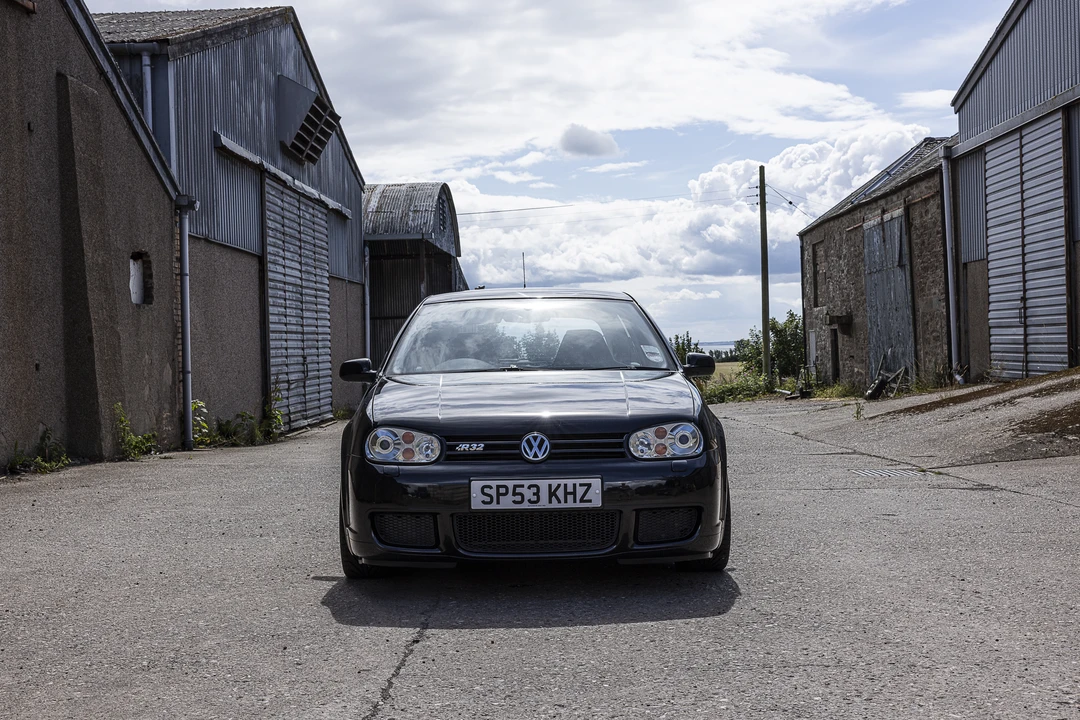 2003 Volkswagen R32 Mk4 - Image 2 of 31