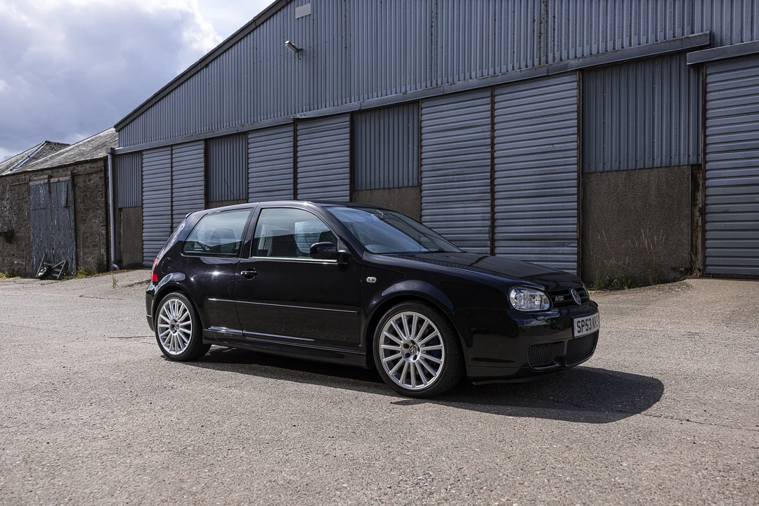 2003 Volkswagen R32 Mk4 - Image 3 of 31