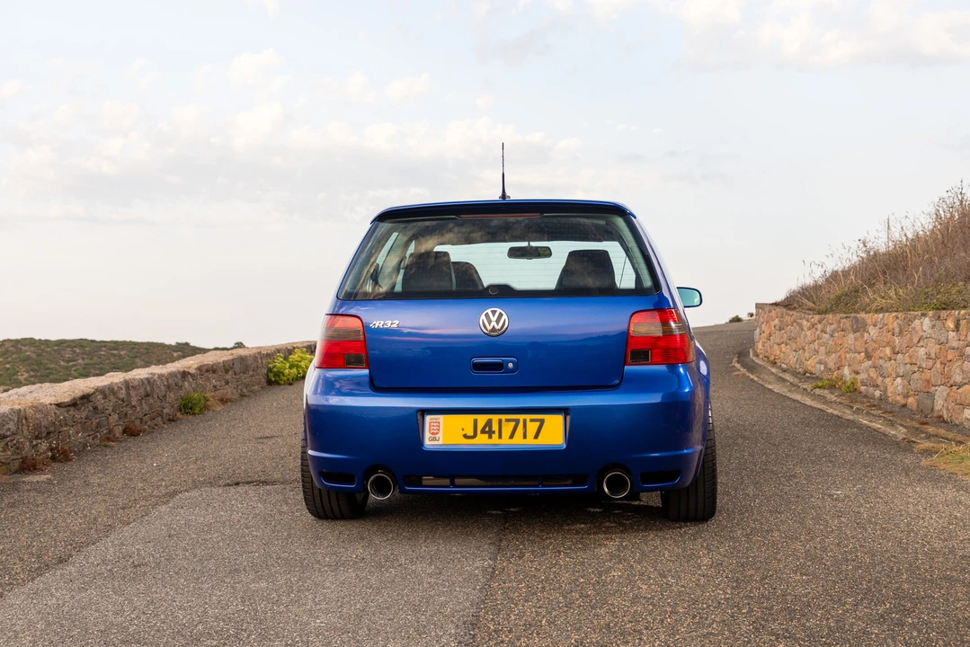 2003 Volkswagen R32 Mk4 - Image 6 of 31