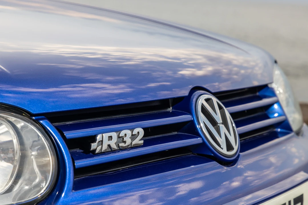 2003 Volkswagen R32 Mk4 - Image 12 of 31