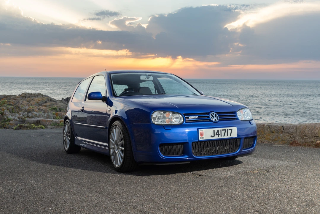 2003 Volkswagen R32 Mk4 - Image 3 of 31