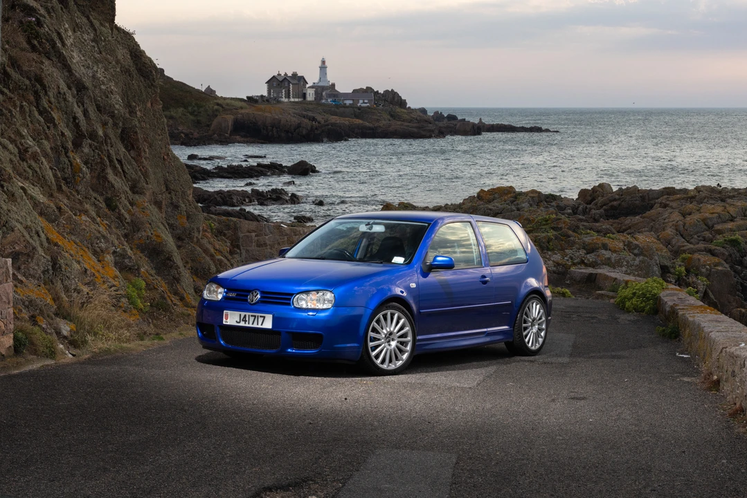 2003 Volkswagen R32 Mk4 - Image 8 of 31