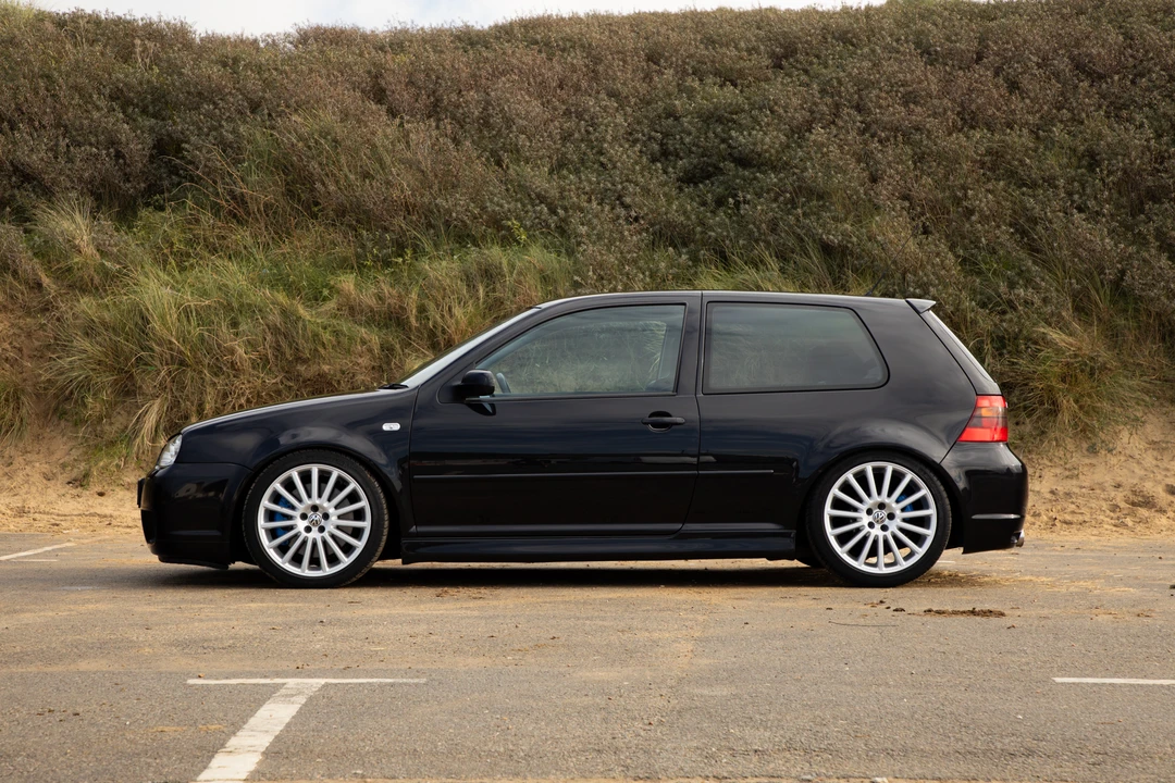 2003 Volkswagen R32 Mk4 - Image 4 of 31