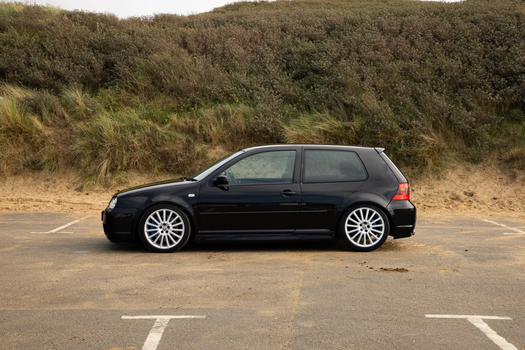 2003 Volkswagen R32 Mk4 - Image 12 of 31