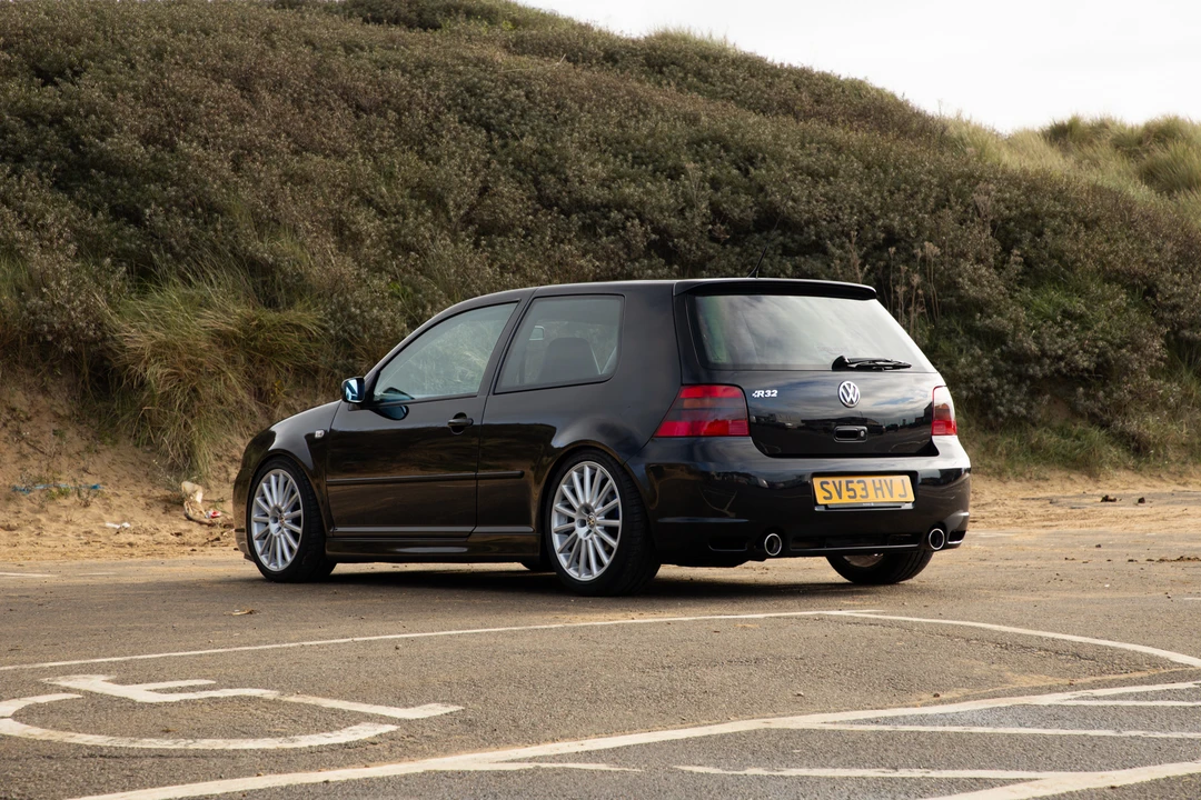 2003 Volkswagen R32 Mk4 - Image 5 of 31