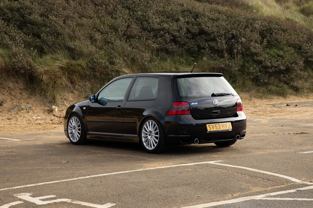 2003 Volkswagen R32 Mk4 - Image 13 of 31