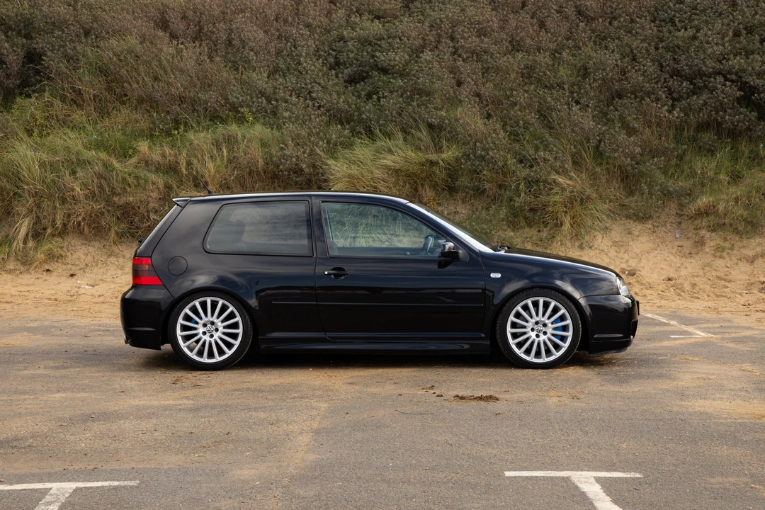 2003 Volkswagen R32 Mk4 - Image 16 of 31