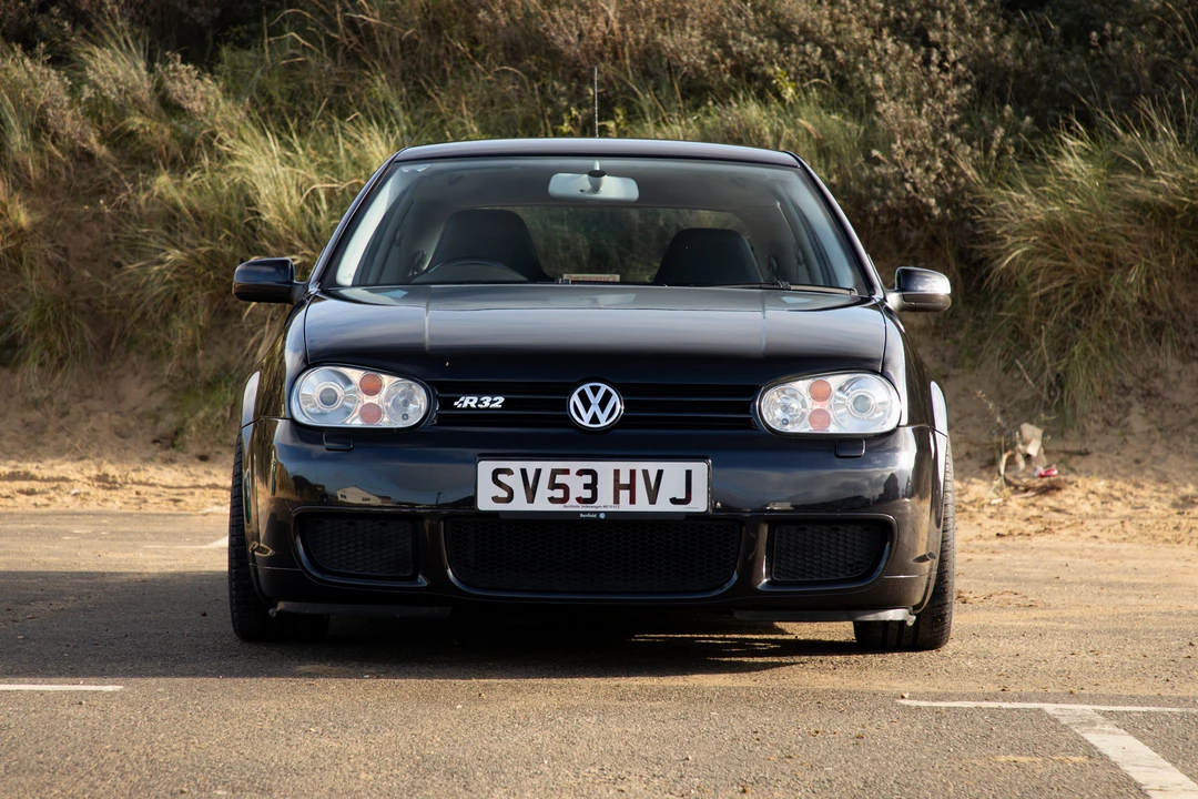 2003 Volkswagen R32 Mk4 - Image 2 of 31